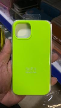 Coque Silicone Liquide pour iPhone 13 / 14 6.1"